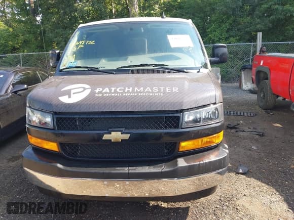 ✅ 2023 Chevrolet Express Cargo • VIN: 1GCWGAFP9P1258134 • Lot: 42645732. Listed on IAAI with 5,693 mi. Free auction sales archive from the USA and detailed vehicle history report at DreamBid. Image 12.