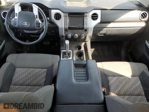 ✅ 2018 Toyota Tundra SR5 • VIN: 5TFDW5F13JX717899 • Лот: 81324005. Опубликован ранее на Copart с пробегом 102 109 миль. Бесплатный доступ к архиву аукционных продаж из США и подробный отчёт об истории автомобиля на DreamBid. Изображение 8.