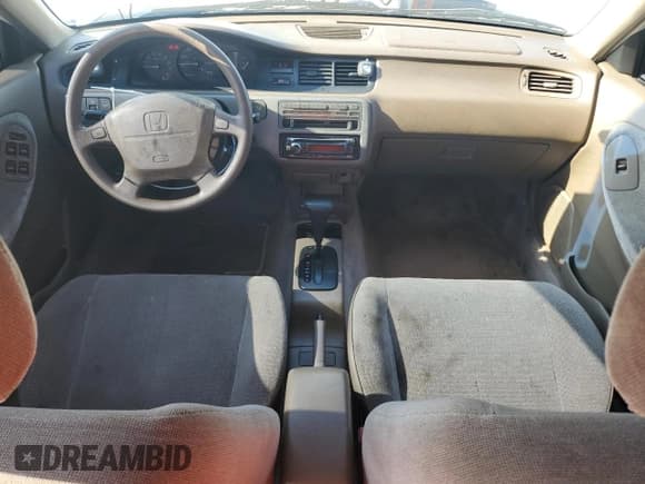 ✅ 1995 Honda Civic LX • VIN: JHMEG8658SS004550 • Лот: 58214995. Опубликован ранее на Copart с пробегом 96 633 миль. Бесплатный доступ к архиву аукционных продаж из США и подробный отчёт об истории автомобиля на DreamBid. Изображение 8.