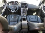 ✅ 2014 Volvo XC60 R-Design Premier Plus • VIN: YV4902DZ2E2539322 • Lot: 80289225. Listed on Copart with 114,420 mi. Free auction sales archive from the USA and detailed vehicle history report at DreamBid. Image 8.