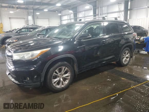 ✅ 2015 Toyota Highlander XLE • VIN: 5TDJKRFH9FS094594 • Lot: 85896255. Listed on Copart with 167,483 mi. Free auction sales archive from the USA and detailed vehicle history report at DreamBid. Image 1.