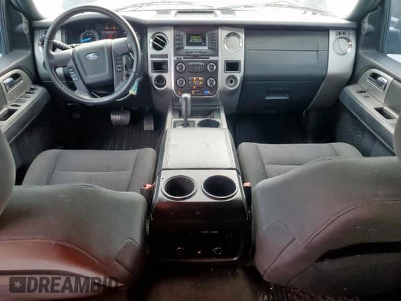 ✅ 2017 Ford Expedition Max XLT • VIN: 1FMJK1HT1HEA08072 • Lot: 62906435. Wystawiony na Copart z przebiegiem 151 680 mil. Bezpłatny archiwum sprzedaży aukcyjnych z USA i szczegółowy raport historii pojazdu na DreamBid. Zdjęcie 8.