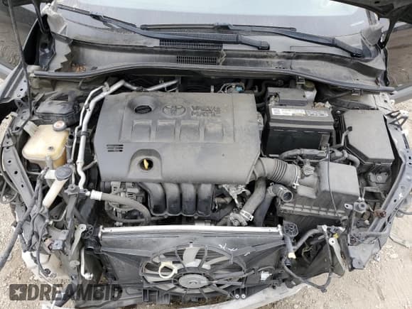 ✅ 2019 Toyota C-HR LE • VIN: JTNKHMBX4K1019792 • Лот: 92681875. Опубликован ранее на Copart с пробегом 124 819 миль. Бесплатный доступ к архиву аукционных продаж из США и подробный отчёт об истории автомобиля на DreamBid. Изображение 12.