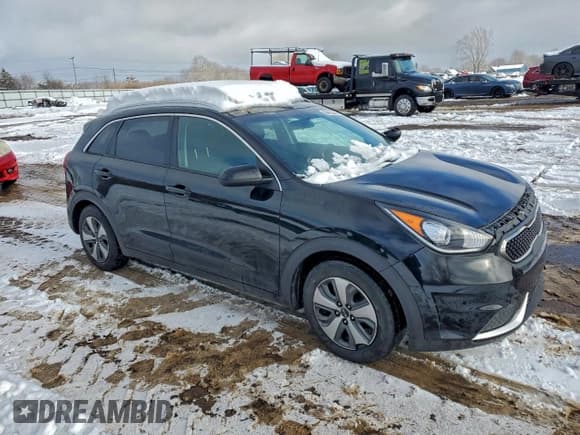 ✅ 2019 Kia Niro FE • VIN: KNDCB3LC9K5305713 • Лот: 94965245. Опубликован ранее на Copart с пробегом 85 593 миль. Бесплатный доступ к архиву аукционных продаж из США и подробный отчёт об истории автомобиля на DreamBid. Изображение 4.