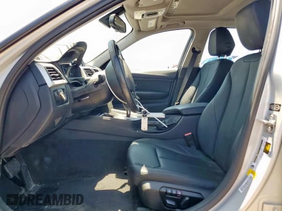 ✅ 2013 BMW 3 Series 328i • VIN: WBA3C1C52DF441727 • Lot: 58062675. Listed on Copart with 72,917 mi. Free auction sales archive from the USA and detailed vehicle history report at DreamBid. Image 7.