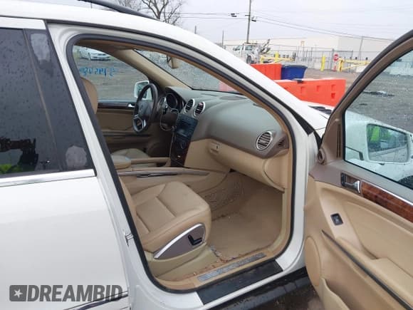 ✅ 2011 Mercedes-Benz M 350 • VIN: 4JGBB8GB6BA660464 • Лот: 43795485. Опубликован ранее на IAAI с пробегом 133 087 миль. Бесплатный доступ к архиву аукционных продаж из США и подробный отчёт об истории автомобиля на DreamBid. Изображение 5.