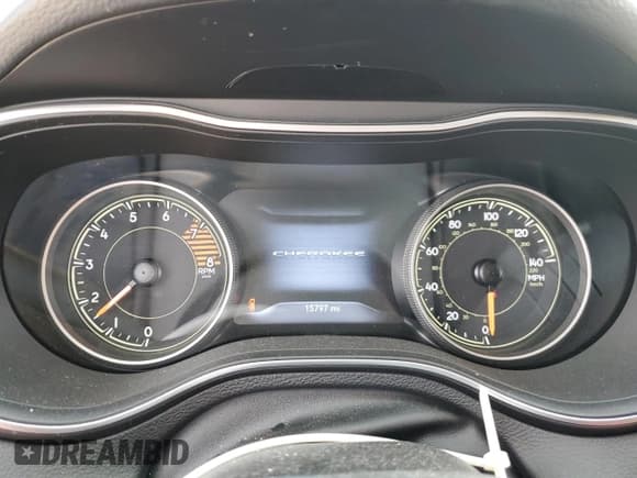 ✅ 2021 Jeep Cherokee Latitude Lux • VIN: 1C4PJMMX1MD158503 • Lot: 83851155. Wystawiony na Copart z przebiegiem 15 797 mil. Bezpłatny archiwum sprzedaży aukcyjnych z USA i szczegółowy raport historii pojazdu na DreamBid. Zdjęcie 9.