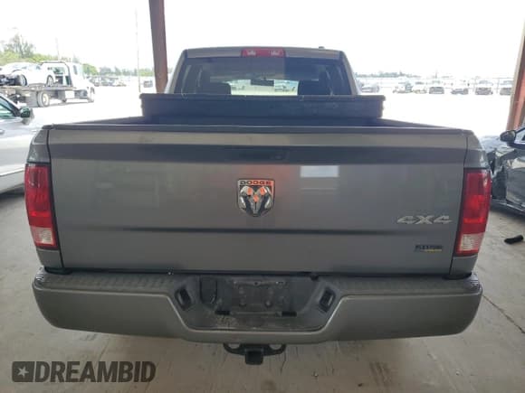 ✅ 2009 Dodge 1500 TRX • VIN: 1D3HV18P69S759479 • Lot: 65589175. Wystawiony na Copart z przebiegiem 147 984 mil. Bezpłatny archiwum sprzedaży aukcyjnych z USA i szczegółowy raport historii pojazdu na DreamBid. Zdjęcie 6.