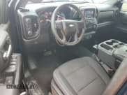 ✅ 2020 Chevrolet Silverado 1500 Custom • VIN: 1GCRYBEF9LZ188106 • Lot: 52936954. Wystawiony na Copart z przebiegiem 48 243 mil. Bezpłatny archiwum sprzedaży aukcyjnych z USA i szczegółowy raport historii pojazdu na DreamBid. Zdjęcie 8.