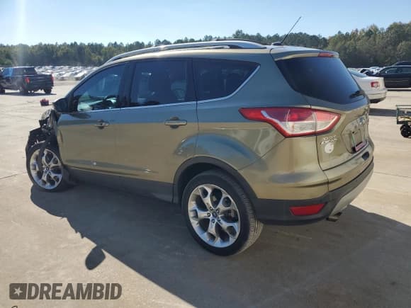 ✅ 2013 Ford Escape Titanium • VIN: 1FMCU0J90DUB50585 • Лот: 87074225. Опубликован ранее на Copart с пробегом 130 554 миль. Бесплатный доступ к архиву аукционных продаж из США и подробный отчёт об истории автомобиля на DreamBid. Изображение 2.