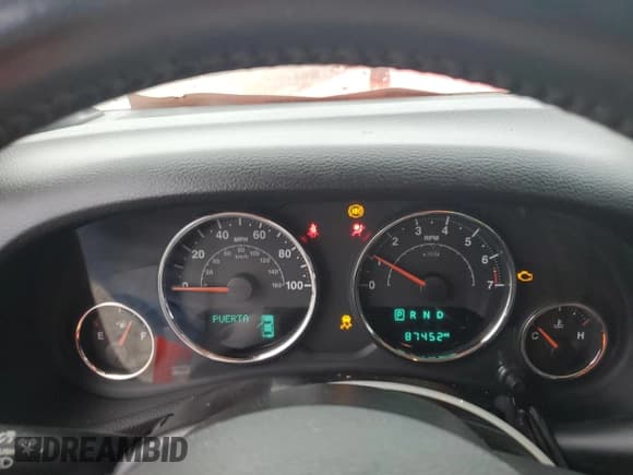 ✅ 2018 Jeep Wrangler Unlimited Sahara • VIN: 1C4BJWEG7JL937362 • Lot: 70938845. Listed on Copart with 87,452 mi. Free auction sales archive from the USA and detailed vehicle history report at DreamBid. Image 9.