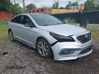 ✅ 2015 Hyundai Sonata Limited • VIN: 5NPE34ABXFH204630 • Лот: 42597813. Опубликован ранее на IAAI с пробегом 112 678 миль. Бесплатный доступ к архиву аукционных продаж из США и подробный отчёт об истории автомобиля на DreamBid. Изображение 1.