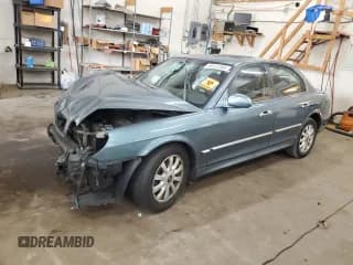 ✅ 2005 Hyundai Sonata GLS • VIN: KMHWF35H55A111195 • Лот: 69122385. Опубликован ранее на Copart с пробегом 165 186 миль. Бесплатный доступ к архиву аукционных продаж из США и подробный отчёт об истории автомобиля на DreamBid. Изображение 1.