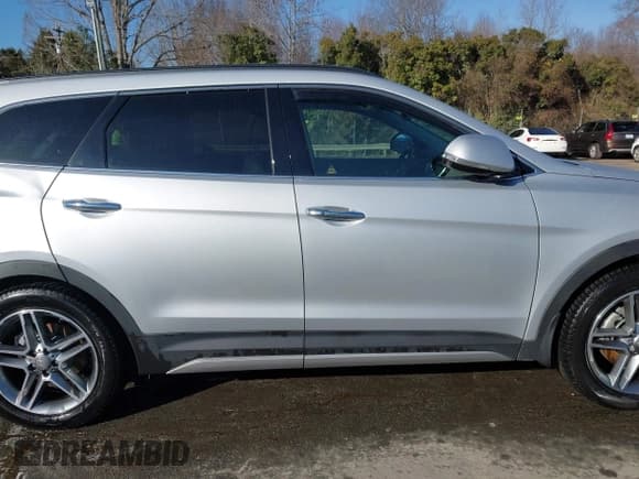 ✅ 2019 Hyundai Santa Fe Limited Ultimate • VIN: KM8SR4HF2KU303190 • Лот: 41354378. Опубликован ранее на IAAI с пробегом 84 798 миль. Бесплатный доступ к архиву аукционных продаж из США и подробный отчёт об истории автомобиля на DreamBid. Изображение 13.