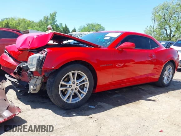 ✅ 2015 Chevrolet Camaro LS • VIN: 2G1FA1E39F9135890 • Lot: 42106898. Listed on IAAI with 160,945 mi. Free auction sales archive from the USA and detailed vehicle history report at DreamBid. Image 14.