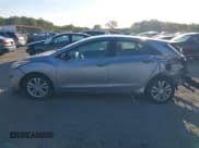 ✅ 2013 Hyundai Elantra • VIN: KMHD35LE8DU090361 • Lot: 43357047. Listed on IAAI with 158,986 mi. Free auction sales archive from the USA and detailed vehicle history report at DreamBid. Image 15.