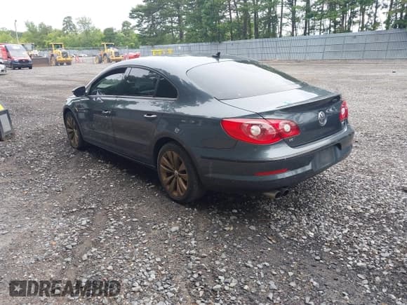 ✅ 2012 Volkswagen CC Sport • VIN: WVWNP7AN7CE533507 • Лот: 42551873. Опубликован ранее на IAAI с пробегом 101 215 миль. Бесплатный доступ к архиву аукционных продаж из США и подробный отчёт об истории автомобиля на DreamBid. Изображение 3.