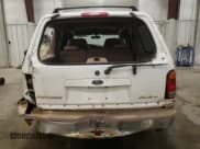 ✅ 2000 Ford Explorer Eddie Bauer • VIN: 1FMDU84P0YZC67167 • Лот: 85806684. Опубликован ранее на Copart с пробегом 156 411 миль. Бесплатный доступ к архиву аукционных продаж из США и подробный отчёт об истории автомобиля на DreamBid. Изображение 6.