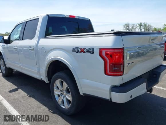 ✅ 2017 Ford F-150 XL • VIN: 1FTEW1EG9HFA92136 • Лот: 42130690. Опубликован ранее на IAAI с пробегом 119 422 миль. Бесплатный доступ к архиву аукционных продаж из США и подробный отчёт об истории автомобиля на DreamBid. Изображение 3.