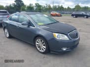 ✅ 2012 Buick Verano • VIN: 1G4PP5SK9C4213382 • Lot: 43058023. Listed on IAAI with 152,333 mi. Free auction sales archive from the USA and detailed vehicle history report at DreamBid. Image 1.