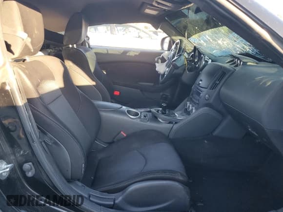 ✅ 2019 Nissan 370Z • VIN: JN1AZ4EH0KM421277 • Lot: 72650714. Wystawiony na Copart z przebiegiem 55 247 mil. Bezpłatny archiwum sprzedaży aukcyjnych z USA i szczegółowy raport historii pojazdu na DreamBid. Zdjęcie 10.