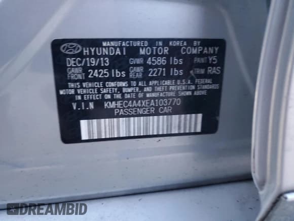 ✅ 2014 Hyundai Sonata Limited • VIN: KMHEC4A4XEA103770 • Lot: 71178584. Listed on Copart with 106,890 mi. Free auction sales archive from the USA and detailed vehicle history report at DreamBid. Image 12.