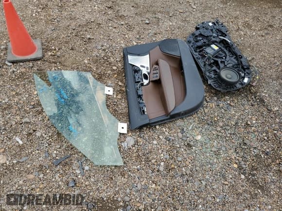 ✅ 2020 Volvo S90 Inscription • VIN: LVYA22MLXLP178372 • Lot: 72424784. Wystawiony na Copart z przebiegiem 87 414 mil. Bezpłatny archiwum sprzedaży aukcyjnych z USA i szczegółowy raport historii pojazdu na DreamBid. Zdjęcie 12.