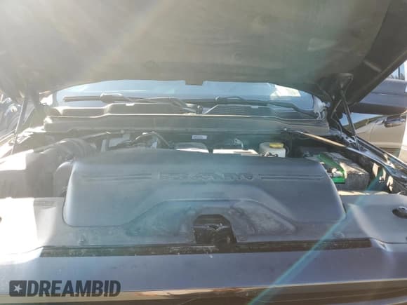 ✅ 2021 Ram 2500 Laramie • VIN: 3C6UR5FL8MG557382 • Lot: 80746475. Wystawiony na Copart z przebiegiem 69 960 mil. Bezpłatny archiwum sprzedaży aukcyjnych z USA i szczegółowy raport historii pojazdu na DreamBid. Zdjęcie 11.