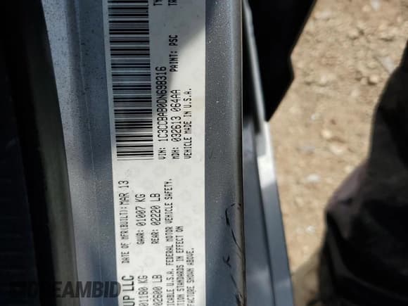 ✅ 2013 Chrysler 200 LX • VIN: 1C3CCBAB0DN698316 • Lot: 65749675. Wystawiony na Copart z przebiegiem 155 511 mil. Bezpłatny archiwum sprzedaży aukcyjnych z USA i szczegółowy raport historii pojazdu na DreamBid. Zdjęcie 12.