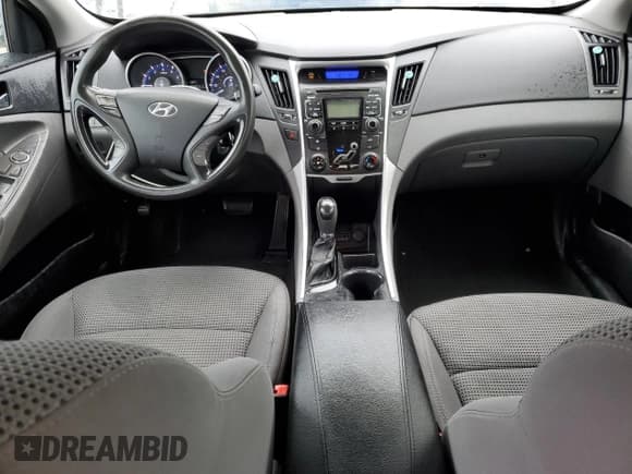 ✅ 2011 Hyundai Sonata GLS • VIN: 5NPEB4AC7BH041358 • Lot: 72346294. Listed on Copart with 199,407 mi. Free auction sales archive from the USA and detailed vehicle history report at DreamBid. Image 8.