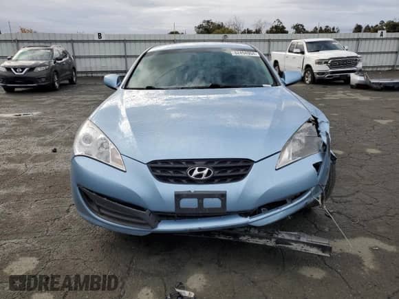 2011 Hyundai Genesis Coupe with VIN KMHHT6KD6BU049353, listed as a Copart auction lot 82494904 with 162,839 mi miles and Salvage title. Bid and sale history available at DreamBid. Image 5.