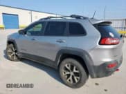 ✅ 2017 Jeep Cherokee L Plus Pkg • VIN: 1C4PJMBS8HW631461 • Lot: 72089295. Wystawiony na Copart z przebiegiem 234 792 mil. Bezpłatny archiwum sprzedaży aukcyjnych z USA i szczegółowy raport historii pojazdu na DreamBid. Zdjęcie 2.