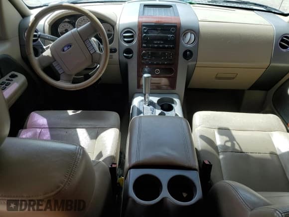 ✅ 2005 Ford F-150 XLT • VIN: 1FTPW12555KE80074 • Lot: 51808485. Listed on Copart with 161,991 mi. Free auction sales archive from the USA and detailed vehicle history report at DreamBid. Image 8.