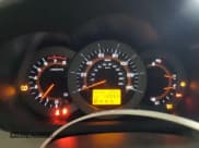 ✅ 2006 Toyota RAV4 Limited • VIN: JTMBD31VX65002925 • Лот: 58222935. Опубликован ранее на Copart с пробегом 148 065 миль. Бесплатный доступ к архиву аукционных продаж из США и подробный отчёт об истории автомобиля на DreamBid. Изображение 9.