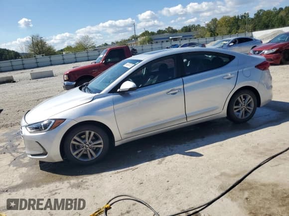 ✅ 2017 Hyundai Elantra Value Edition • VIN: 5NPD84LF7HH170081 • Lot: 84054105. Listed on Copart with 76,694 mi. Free auction sales archive from the USA and detailed vehicle history report at DreamBid. Image 1.