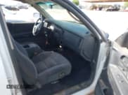 ✅ 2001 Dodge Durango • VIN: 1B4HS28N51F556874 • Лот: 43502572. Опубликован ранее на IAAI с пробегом 194 377 миль. Бесплатный доступ к архиву аукционных продаж из США и подробный отчёт об истории автомобиля на DreamBid. Изображение 5.