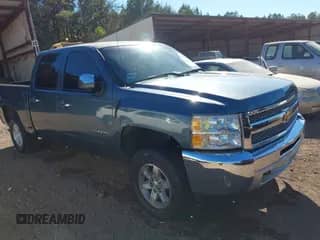 2012 Chevrolet Silverado 1500 LT z VIN 1GCPKSE77CF165880, wystawiony jako IAAI lot #43452611 z przebiegiem 178 416 mil mil oraz . Historia ofert i sprzedaży dostępna na DreamBid. Obrazek 1.