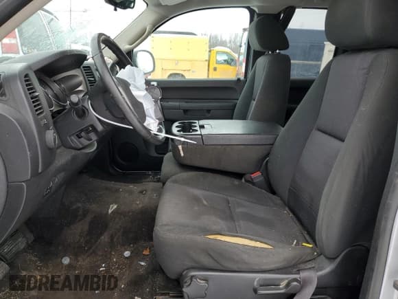 ✅ 2012 Chevrolet Silverado 2500HD LT • VIN: 1GC2KXCGXCZ247501 • Lot: 86612414. Wystawiony na Copart z przebiegiem 188 043 mil. Bezpłatny archiwum sprzedaży aukcyjnych z USA i szczegółowy raport historii pojazdu na DreamBid. Zdjęcie 7.