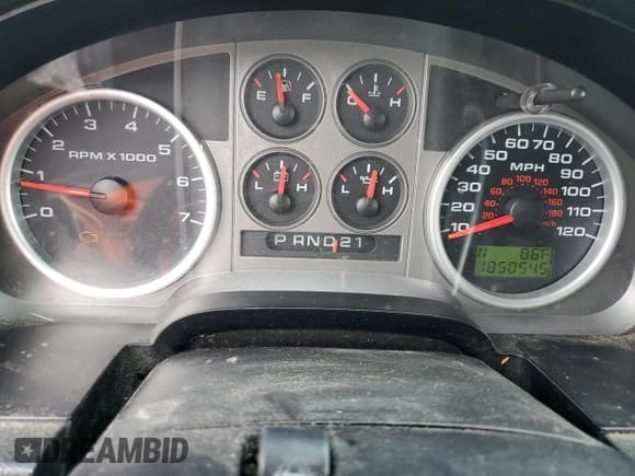 ✅ 2006 Ford F-150 XLT • VIN: 1FTPX04566KB84681 • Lot: 71077915. Listed on Copart with 185,054 mi. Free auction sales archive from the USA and detailed vehicle history report at DreamBid. Image 9.