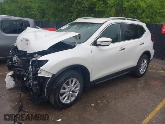 ✅ 2018 Nissan Rogue S • VIN: 5N1AT2MT4JC781189 • Lot: 42197766. Wystawiony na IAAI z przebiegiem 94 378 mil. Bezpłatny archiwum sprzedaży aukcyjnych z USA i szczegółowy raport historii pojazdu na DreamBid. Zdjęcie 19.