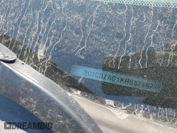 ✅ 2019 Dodge Challenger SXT • VIN: 2C3CDZAG1KH547167 • Lot: 70140865. Listed on Copart with 122,021 mi. Free auction sales archive from the USA and detailed vehicle history report at DreamBid. Image 13.