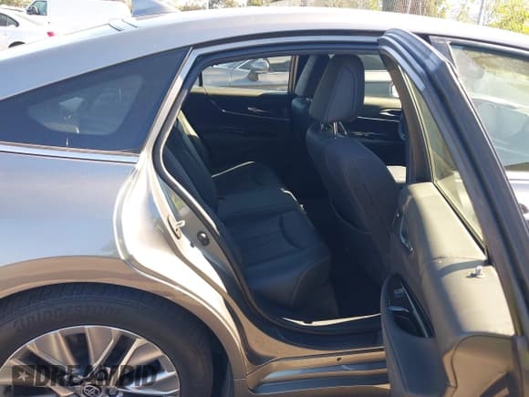 ✅ 2022 Toyota Mirai XLE • VIN: JTDAAAAA9NA007223 • Lot: 43022750. Listed on IAAI with 29,732 mi. Free auction sales archive from the USA and detailed vehicle history report at DreamBid. Image 8.