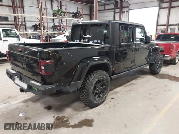 ✅ 2024 Jeep Gladiator Willys • VIN: 1C6HJTAG3RL117149 • Лот: 41739320. Опубликован ранее на IAAI с пробегом 6 073 миль. Бесплатный доступ к архиву аукционных продаж из США и подробный отчёт об истории автомобиля на DreamBid. Изображение 4.