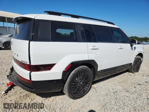 ✅ 2025 Hyundai Santa Fe Calligraphy • VIN: 5NMP5DG11SH051290 • Lot: 84210365. Listed on Copart with 4,533 mi. Free auction sales archive from the USA and detailed vehicle history report at DreamBid. Image 3.