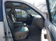 ✅ 2002 Ford Explorer • VIN: 1FMZU75E12ZA77334 • Lot: 41714883. Listed on IAAI with 174,645 mi. Free auction sales archive from the USA and detailed vehicle history report at DreamBid. Image 5.