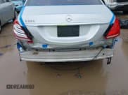 ✅ 2015 Mercedes-Benz S 550 • VIN: WDDUG8CB0FA203021 • Лот: 42379327. Опубликован ранее на IAAI с пробегом 56 867 миль. Бесплатный доступ к архиву аукционных продаж из США и подробный отчёт об истории автомобиля на DreamBid. Изображение 6.