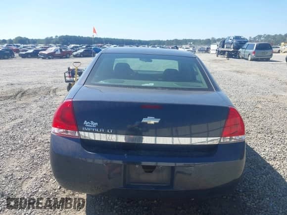 2008 Chevrolet Impala LT z VIN 2G1WT58N989115639, wystawiony jako IAAI lot #43363890 z przebiegiem 190 573 mil mil oraz . Historia ofert i sprzedaży dostępna na DreamBid. Obrazek 16.