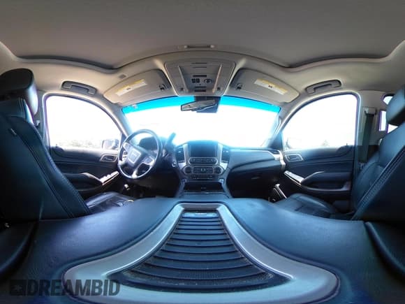 ✅ 2018 GMC Yukon XL Denali • VIN: 1GKS1HKJ1JR301002 • Lot: 42944308. Wystawiony na IAAI z przebiegiem 149 488 mil. Bezpłatny archiwum sprzedaży aukcyjnych z USA i szczegółowy raport historii pojazdu na DreamBid. Zdjęcie 18.