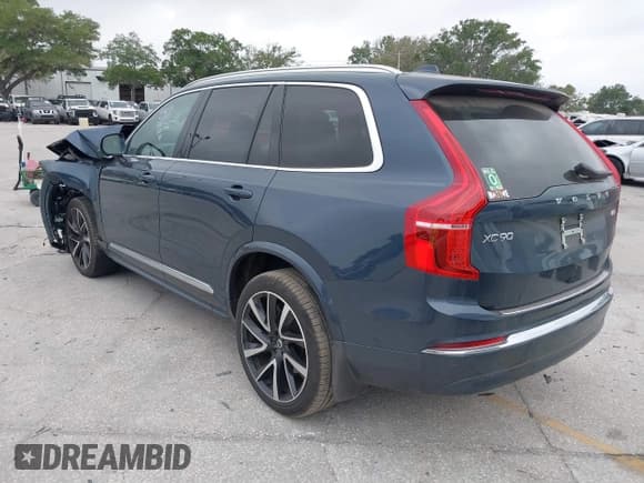 ✅ 2023 Volvo XC90 Plus • VIN: YV4L12PNXP1982418 • Lot: 39180795. Listed on IAAI with 8,924 mi. Free auction sales archive from the USA and detailed vehicle history report at DreamBid. Image 3.