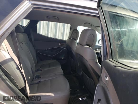 ✅ 2017 Hyundai Santa Fe 2.0T • VIN: 5XYZU4LA3HG458032 • Лот: 42079813. Опубликован ранее на Copart с пробегом 93 141 миль. Бесплатный доступ к архиву аукционных продаж из США и подробный отчёт об истории автомобиля на DreamBid. Изображение 10.